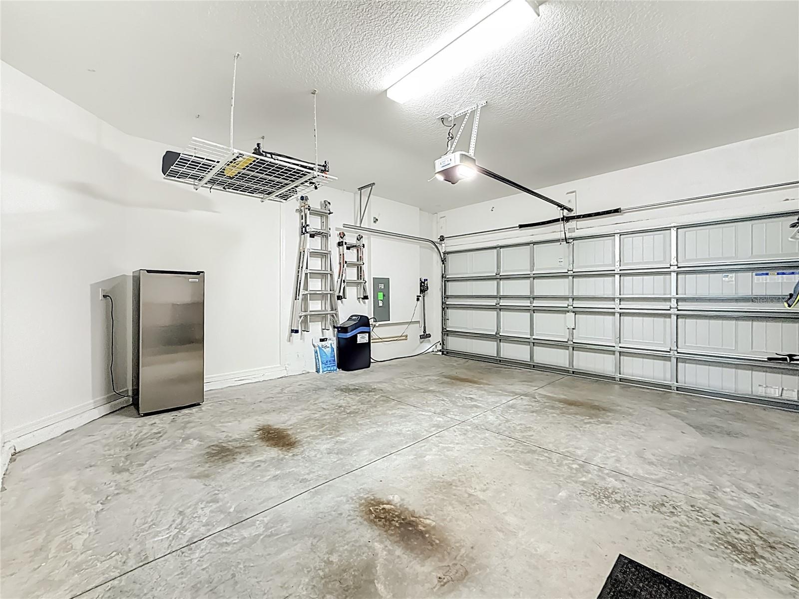 373 SANDBAR AVE NE, ST PETERSBURG, FL, 33716