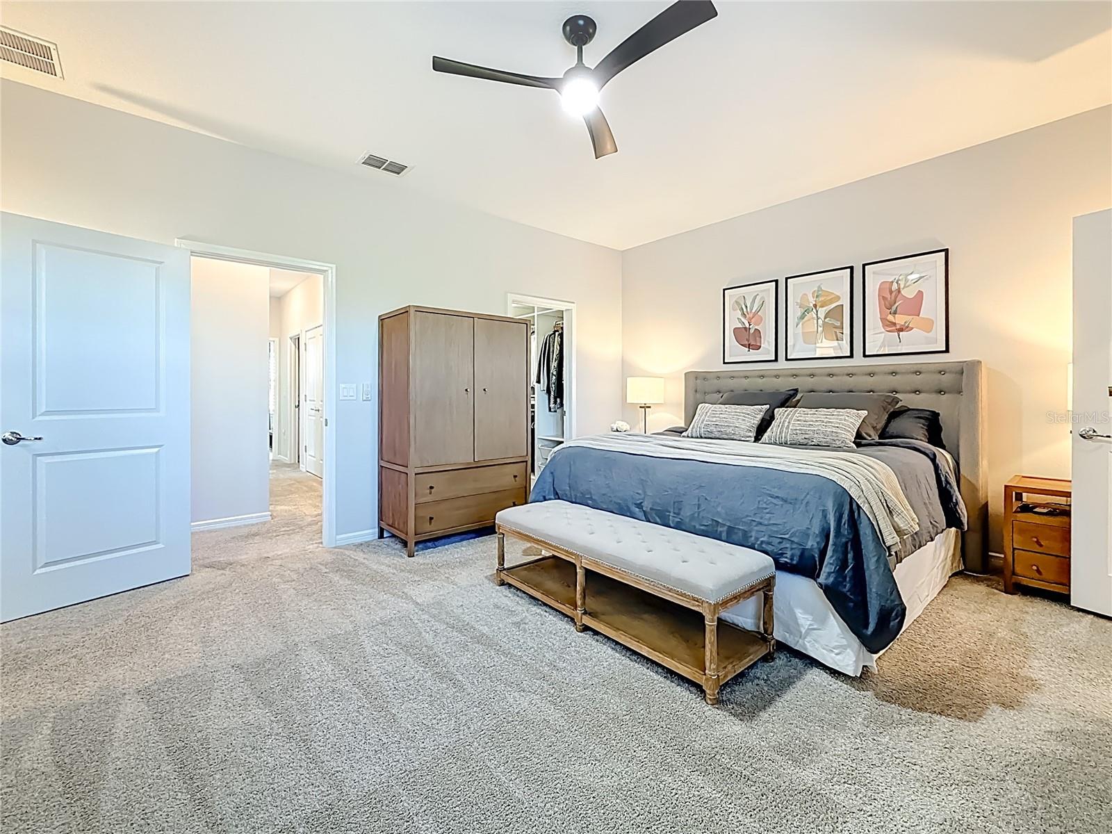 373 SANDBAR AVE NE, ST PETERSBURG, FL, 33716