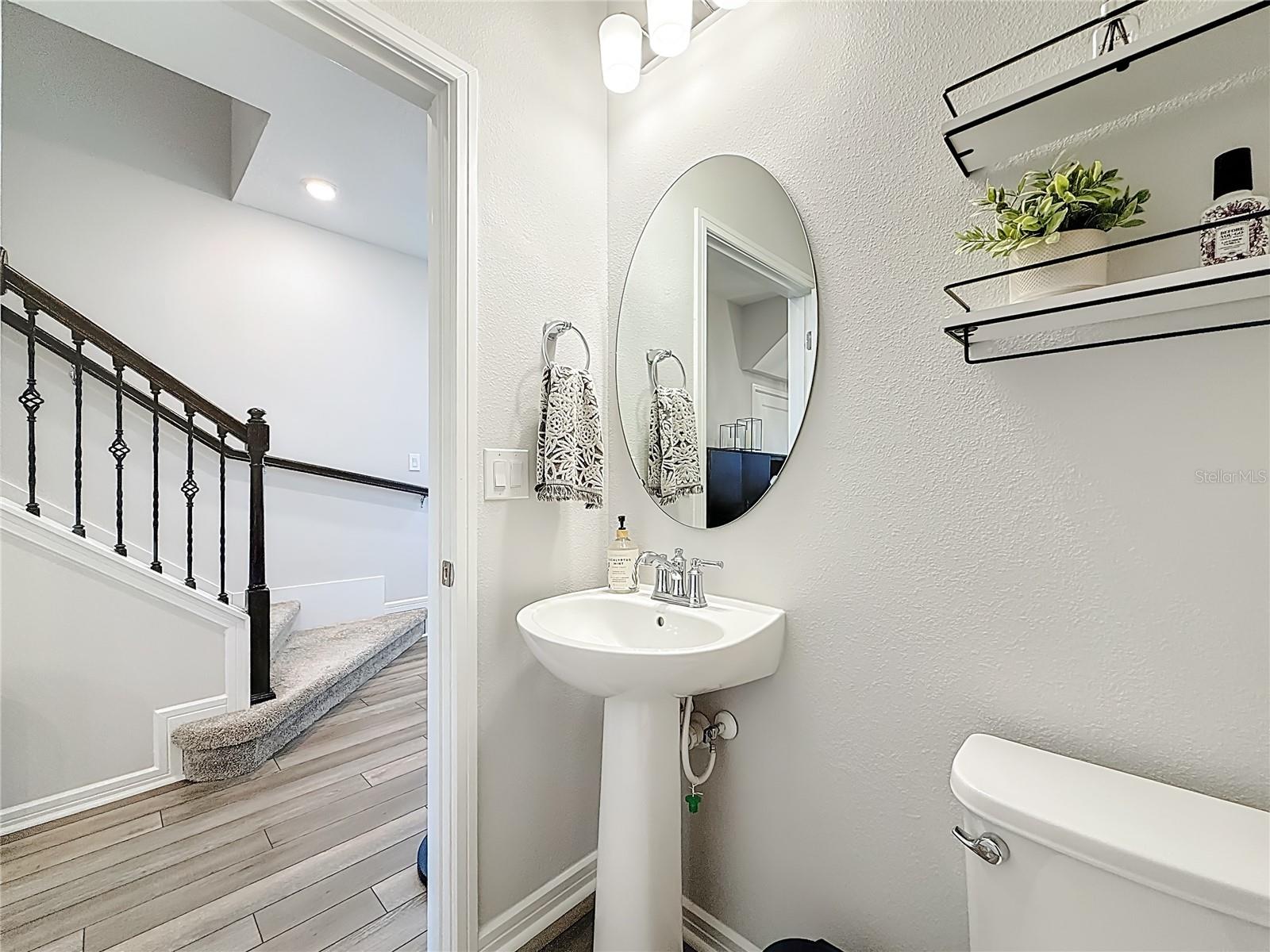 373 SANDBAR AVE NE, ST PETERSBURG, FL, 33716