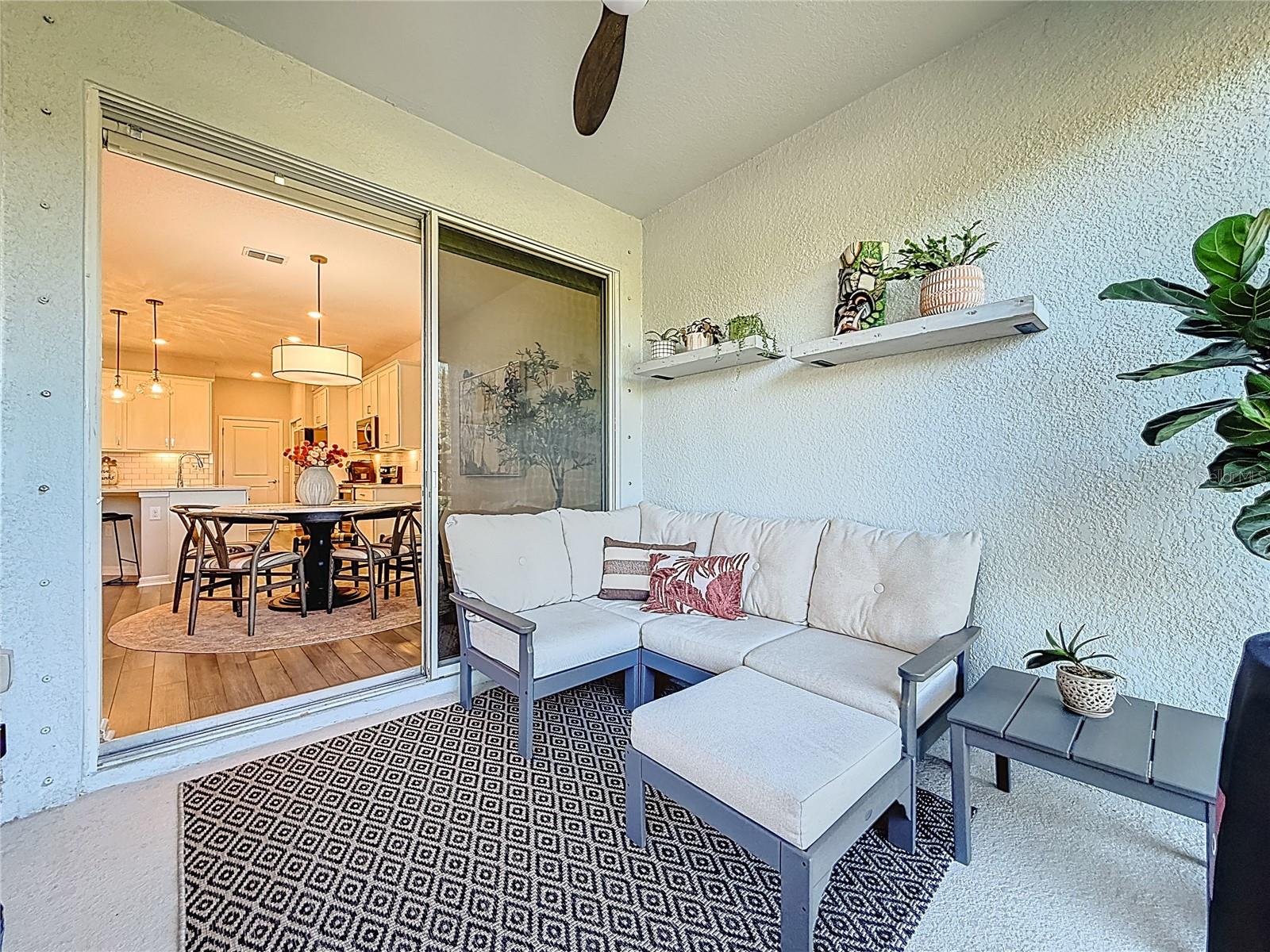 373 SANDBAR AVE NE, ST PETERSBURG, FL, 33716