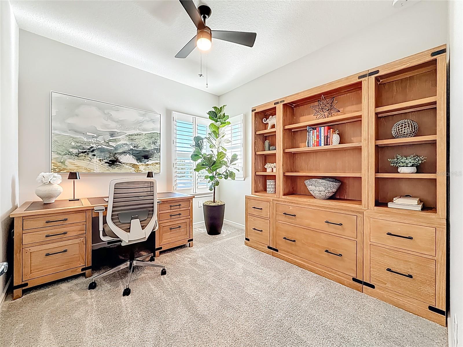 373 SANDBAR AVE NE, ST PETERSBURG, FL, 33716