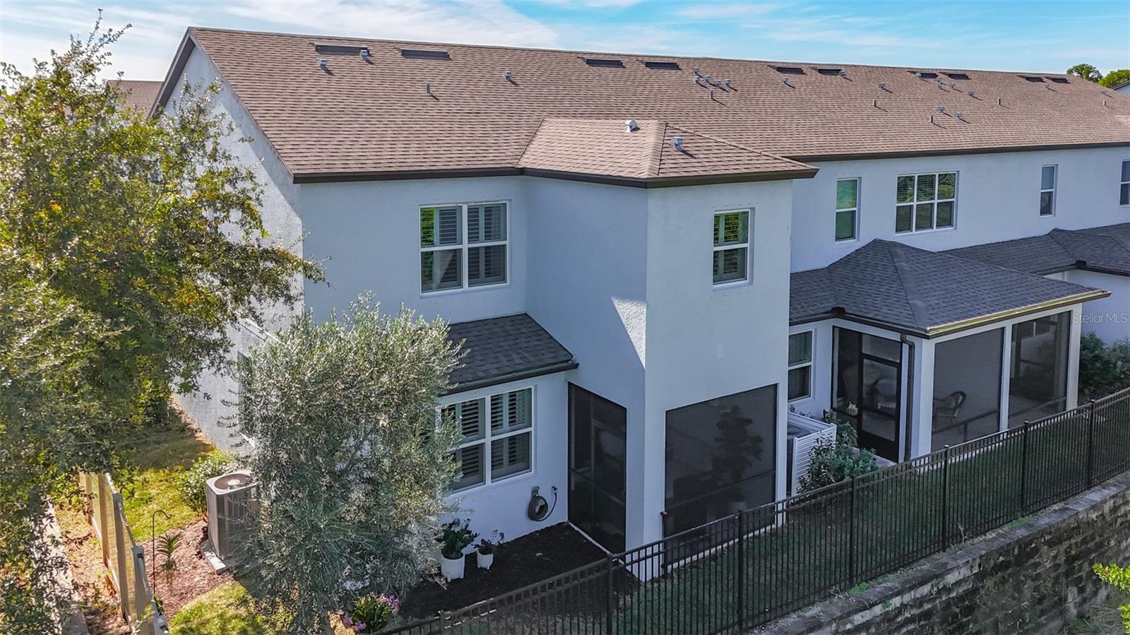 373 SANDBAR AVE NE, ST PETERSBURG, FL, 33716