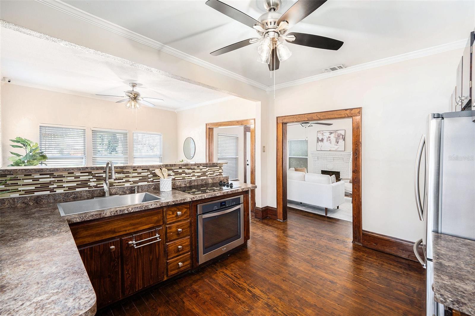 2024 OAKDALE WAY, CLEARWATER, FL, 33755