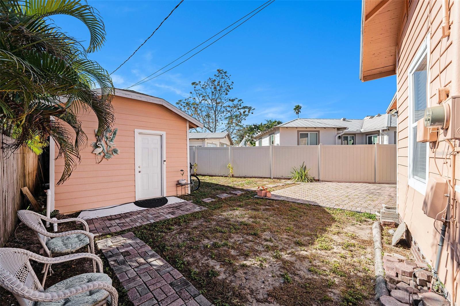 2024 OAKDALE WAY, CLEARWATER, FL, 33755