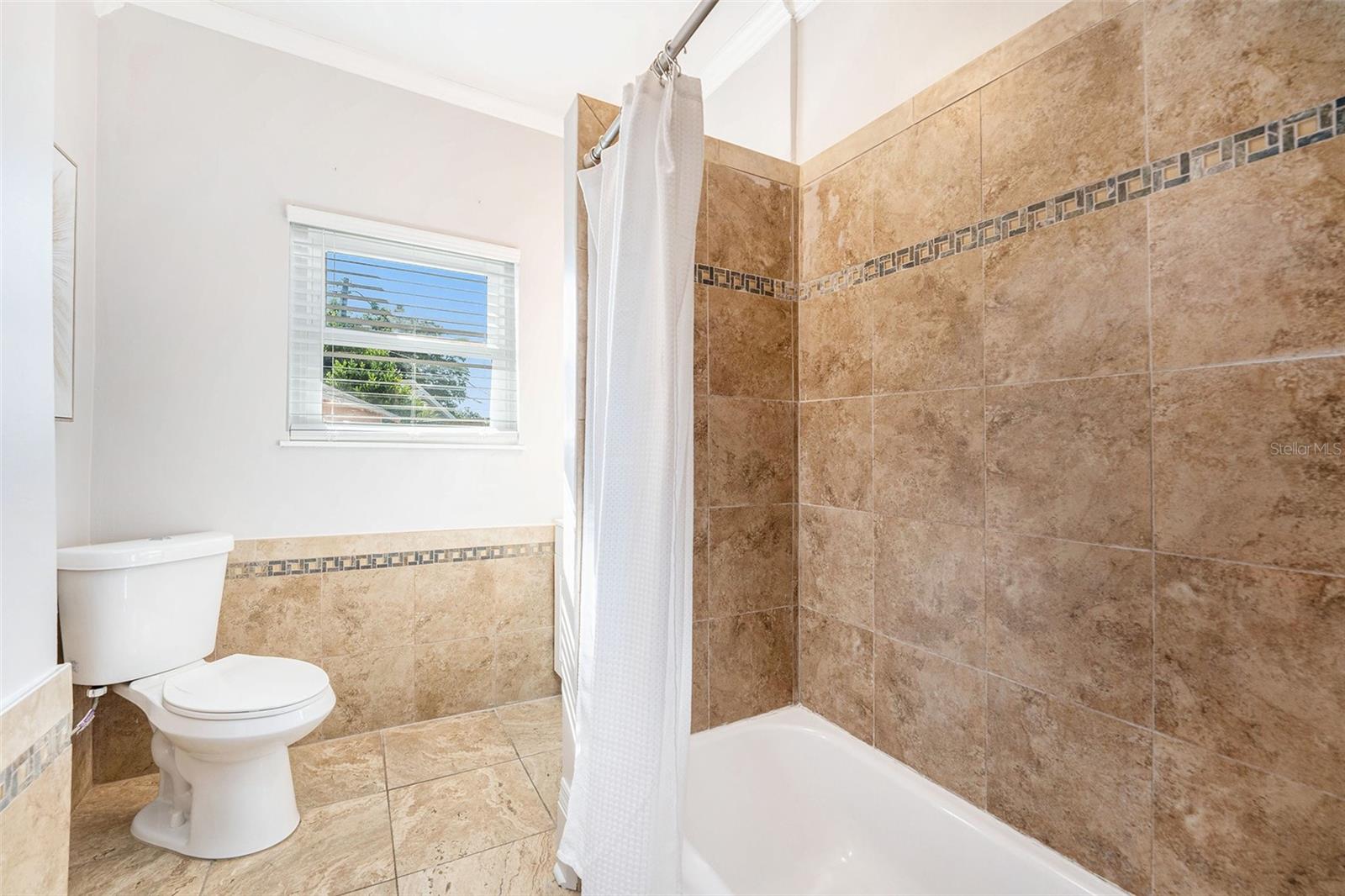 2024 OAKDALE WAY, CLEARWATER, FL, 33755