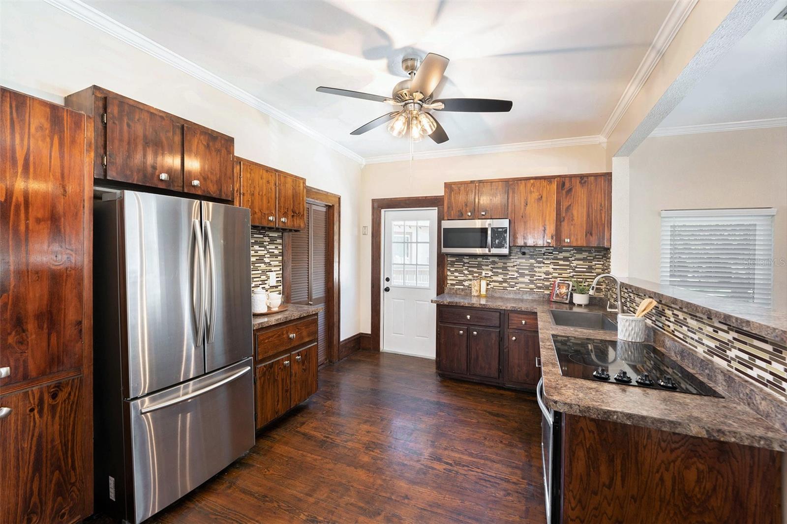 2024 OAKDALE WAY, CLEARWATER, FL, 33755