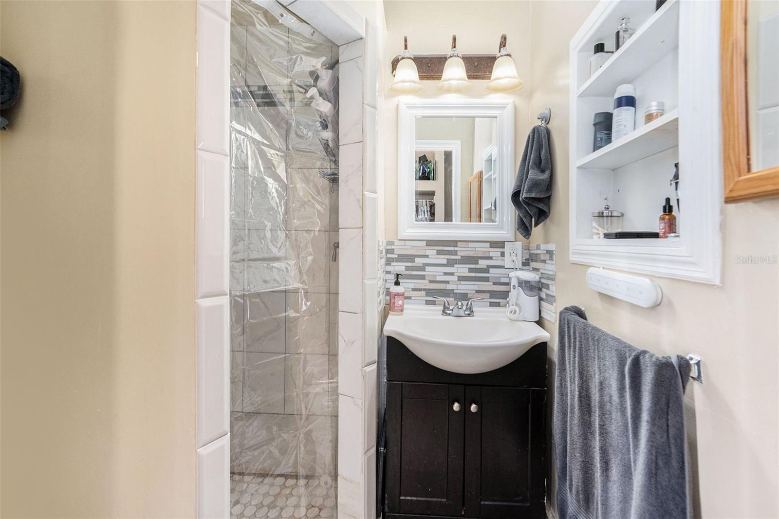 2024 OAKDALE WAY, CLEARWATER, FL, 33755