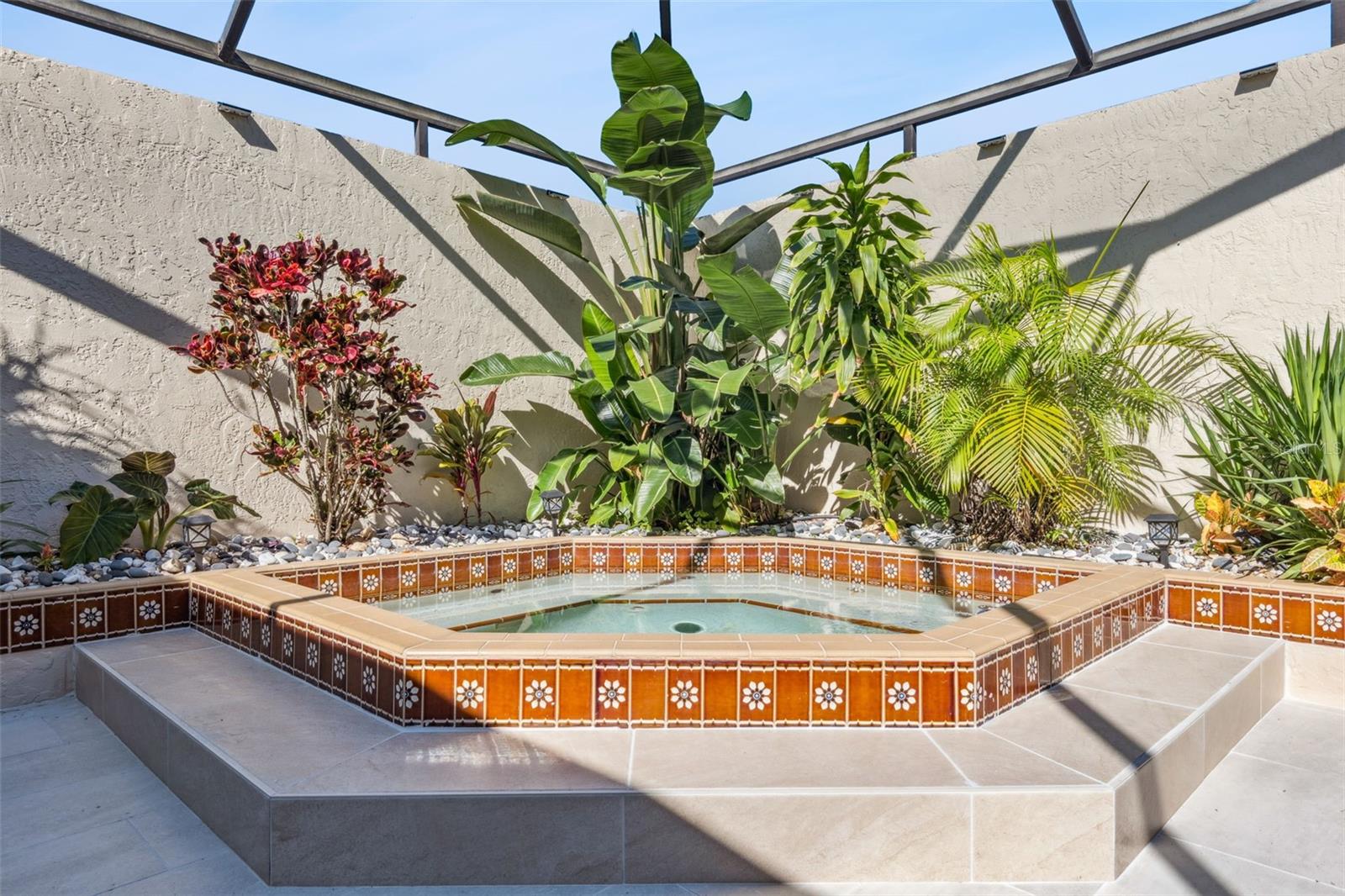 1932 MAPLE CIR #1932, TAVARES, FL, 32778