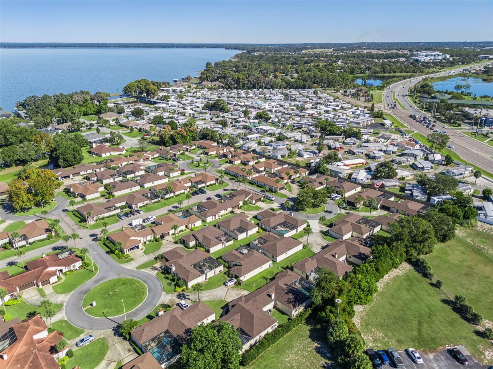 1932 MAPLE CIR #1932, TAVARES, FL, 32778