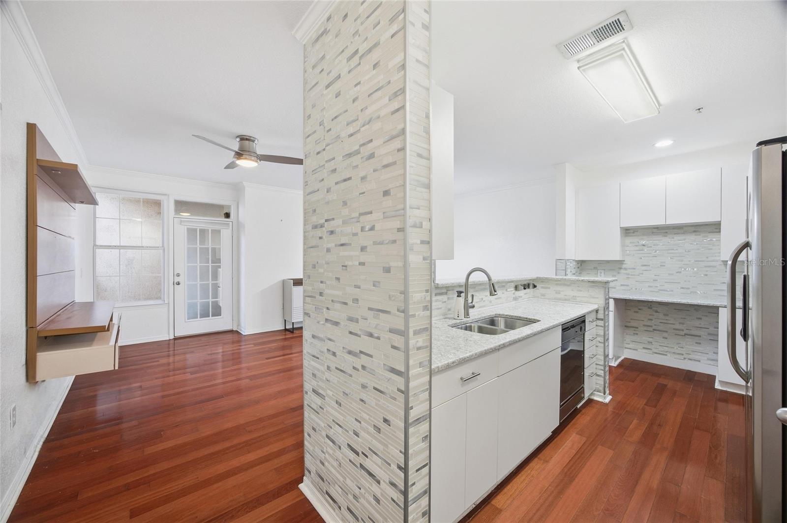 4221 W SPRUCE ST #2328, TAMPA, FL, 33607