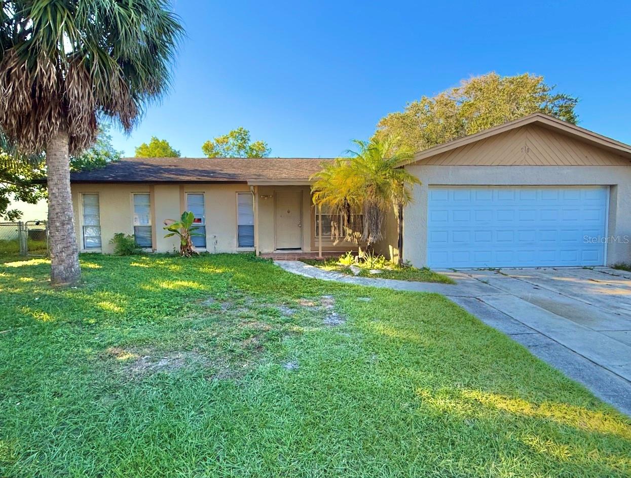 810 ROYAL PALM DR, KISSIMMEE, FL, 34743