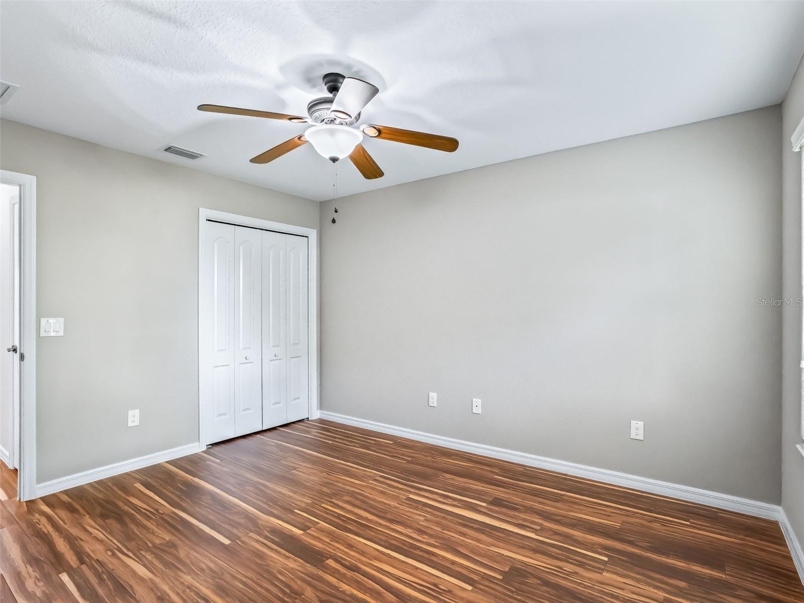 828 SILVER OAK AVE, THE VILLAGES, FL, 32159