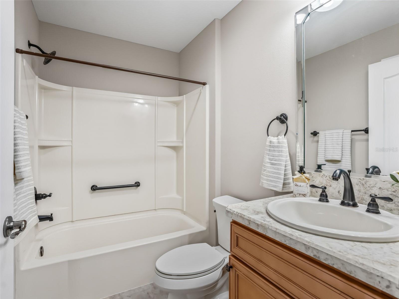 828 SILVER OAK AVE, THE VILLAGES, FL, 32159