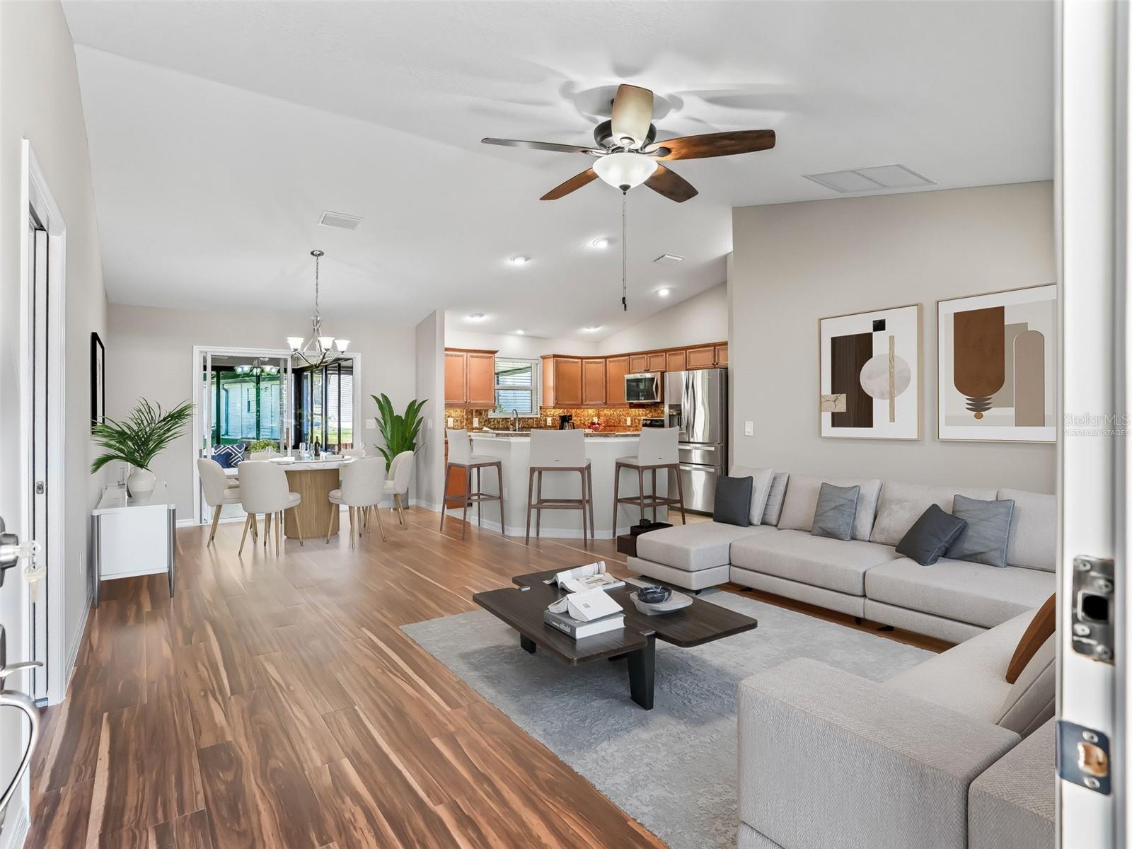 828 SILVER OAK AVE, THE VILLAGES, FL, 32159