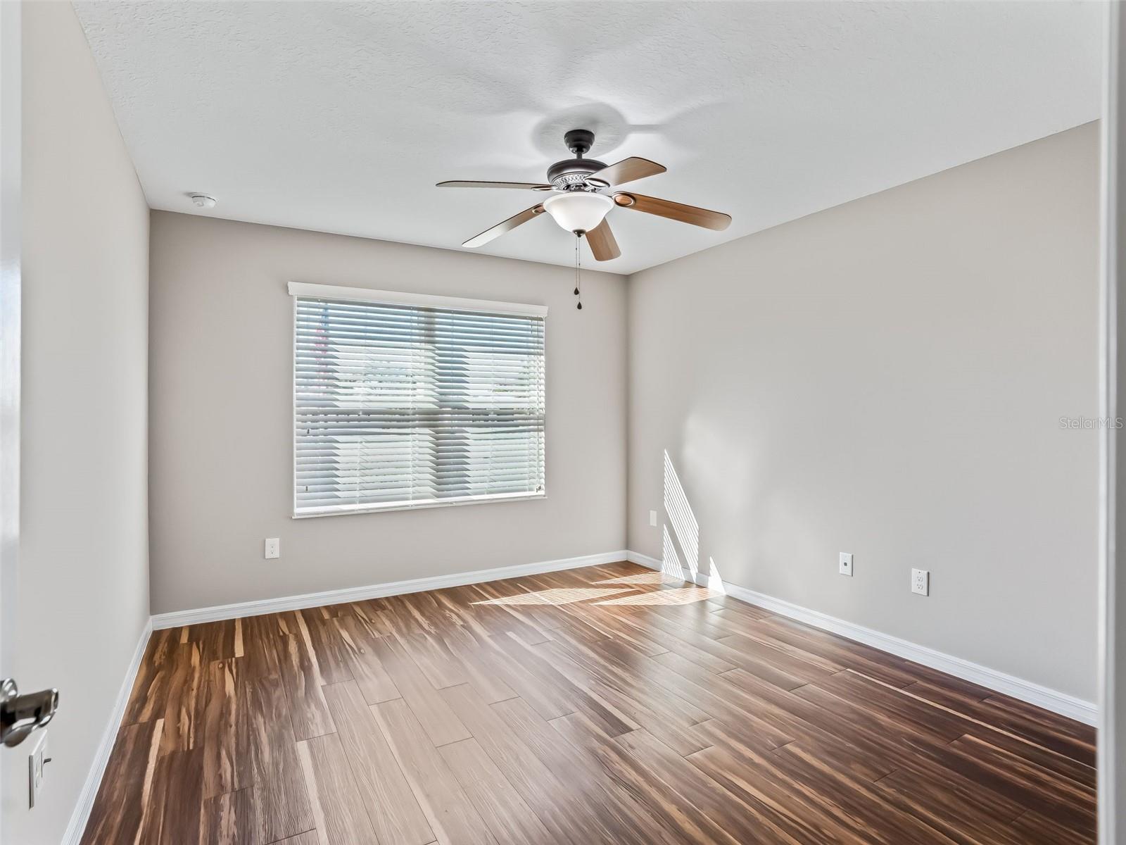 828 SILVER OAK AVE, THE VILLAGES, FL, 32159