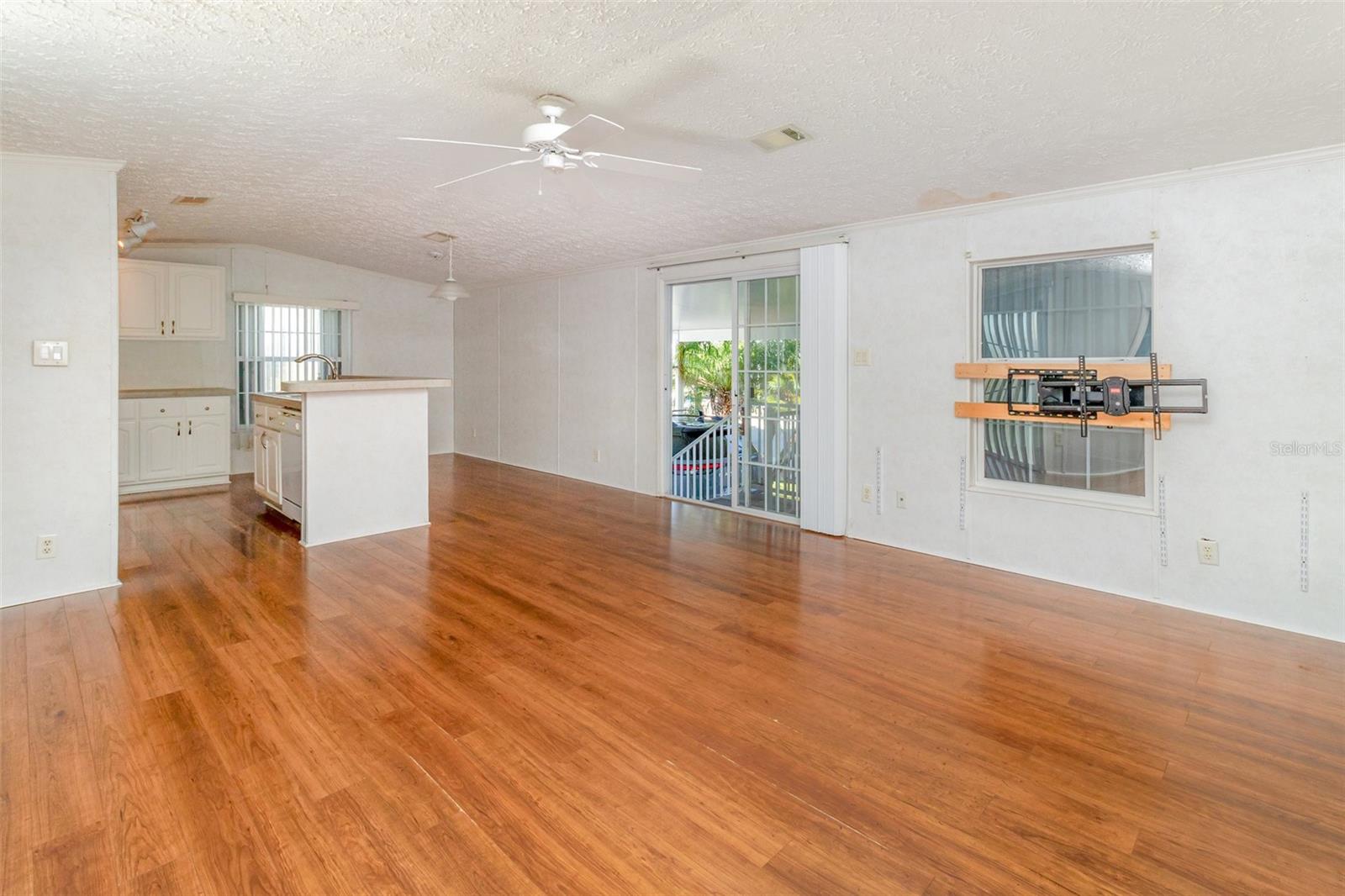 10 HOLLAND DR, PUNTA GORDA, FL, 33950