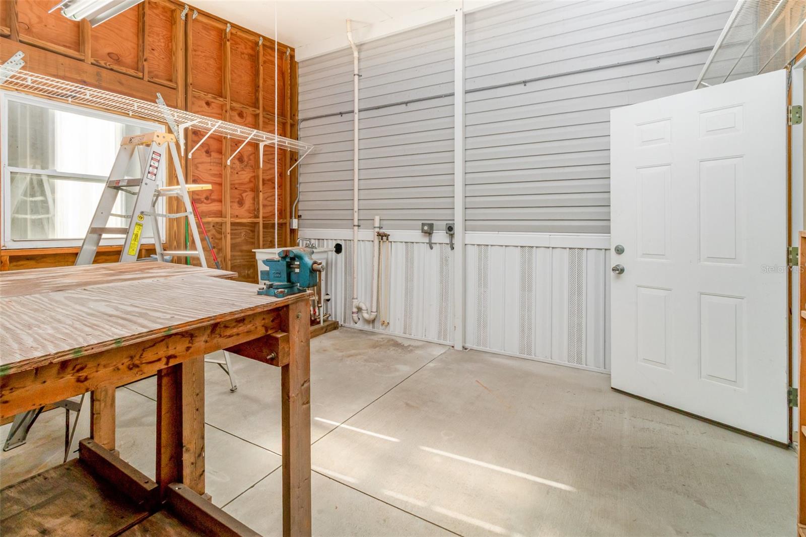 10 HOLLAND DR, PUNTA GORDA, FL, 33950