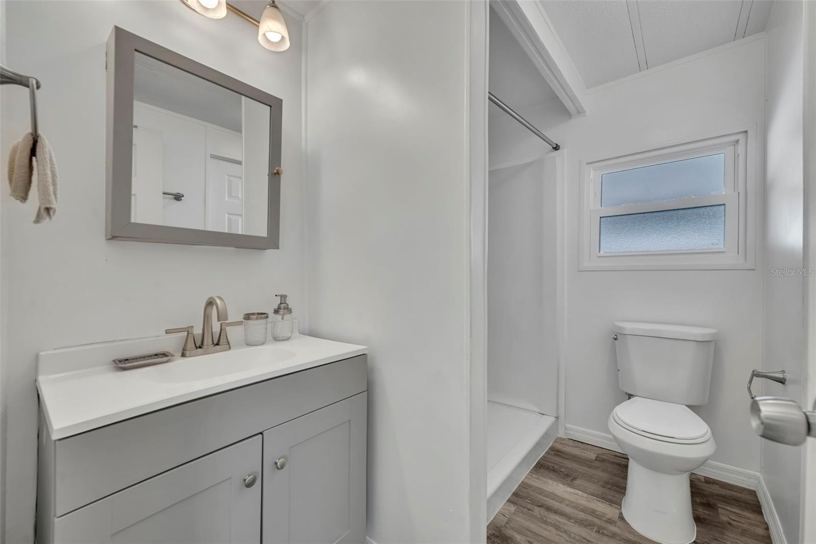 G5104556 Property Photo