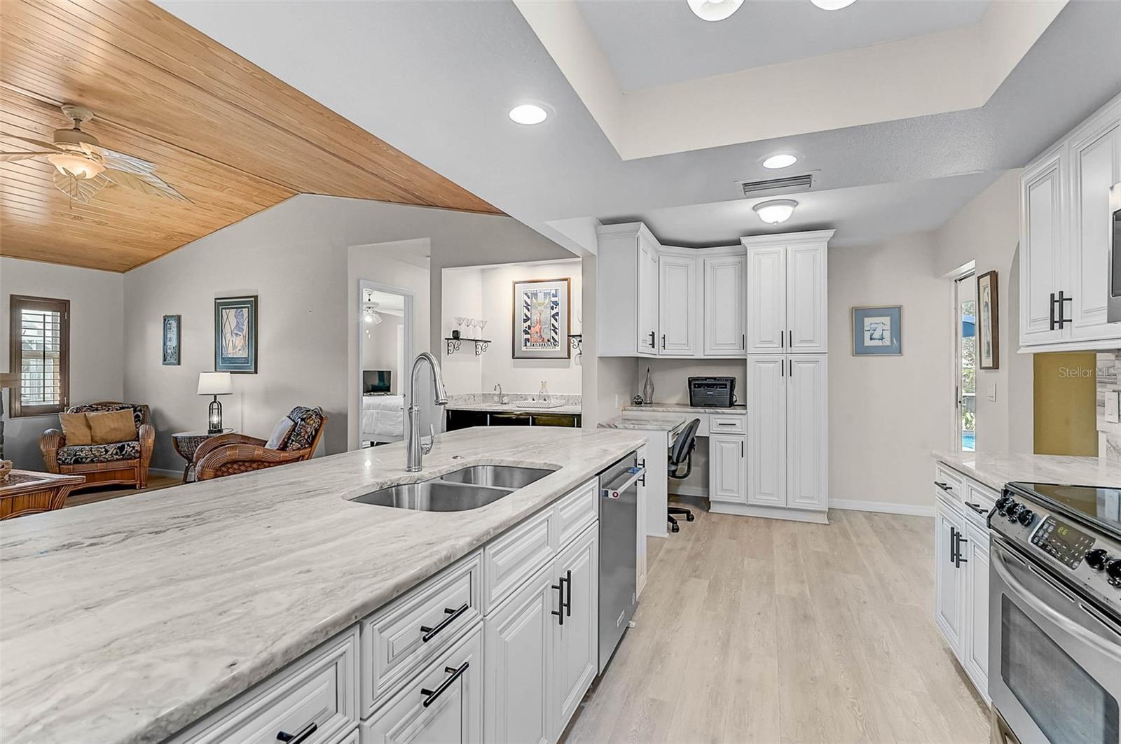 19010 MCGRATH CIR, PORT CHARLOTTE, FL, 33948