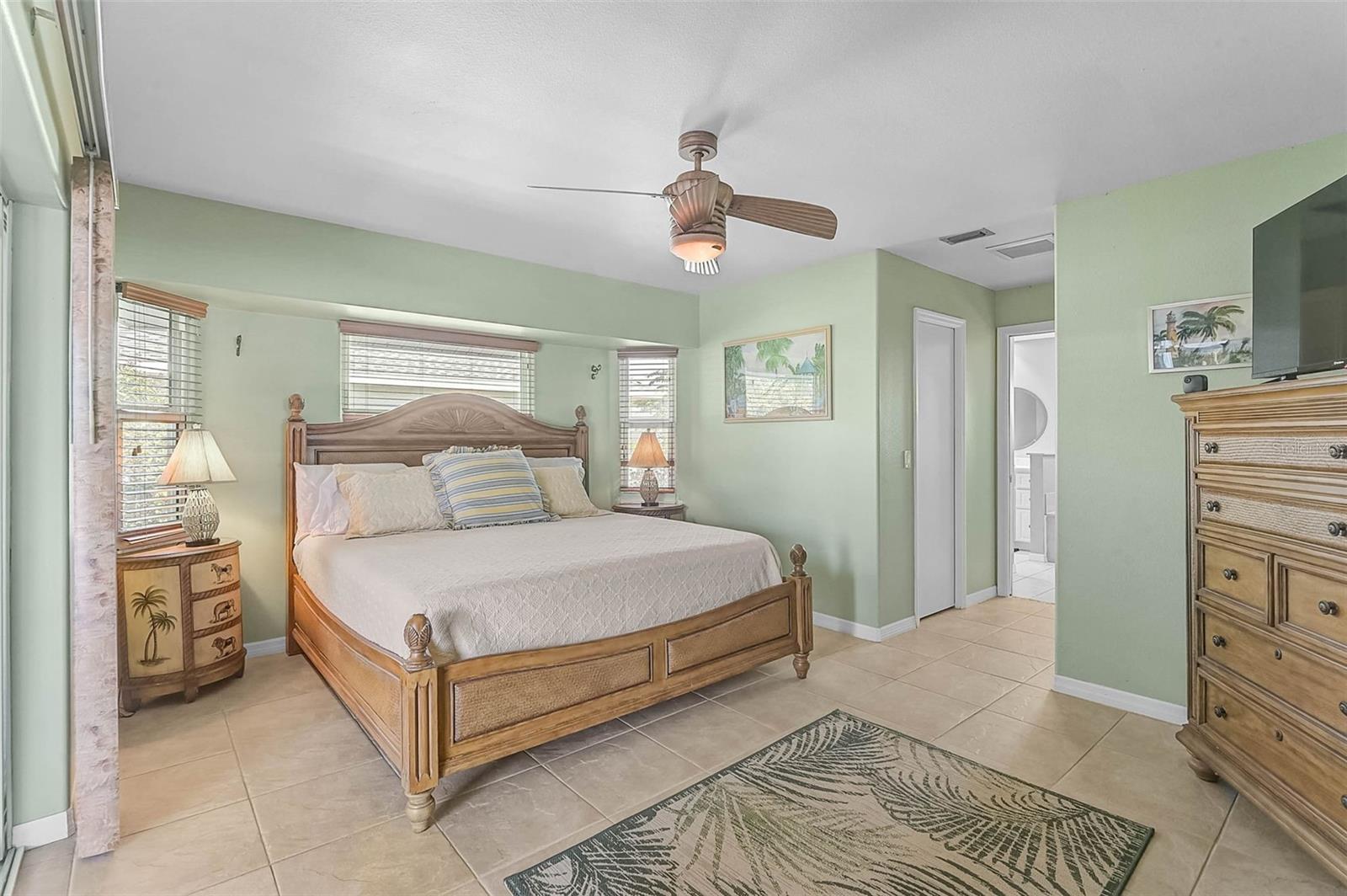 19010 MCGRATH CIR, PORT CHARLOTTE, FL, 33948