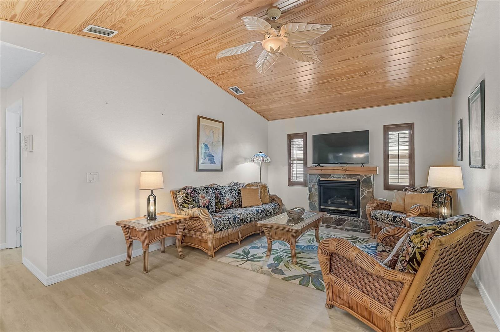 19010 MCGRATH CIR, PORT CHARLOTTE, FL, 33948