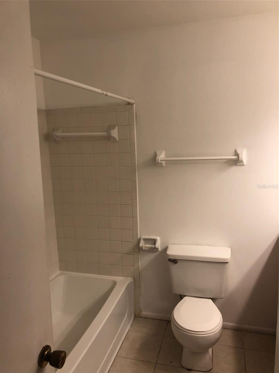 640 KENWICK CIR #204, CASSELBERRY, FL, 32707