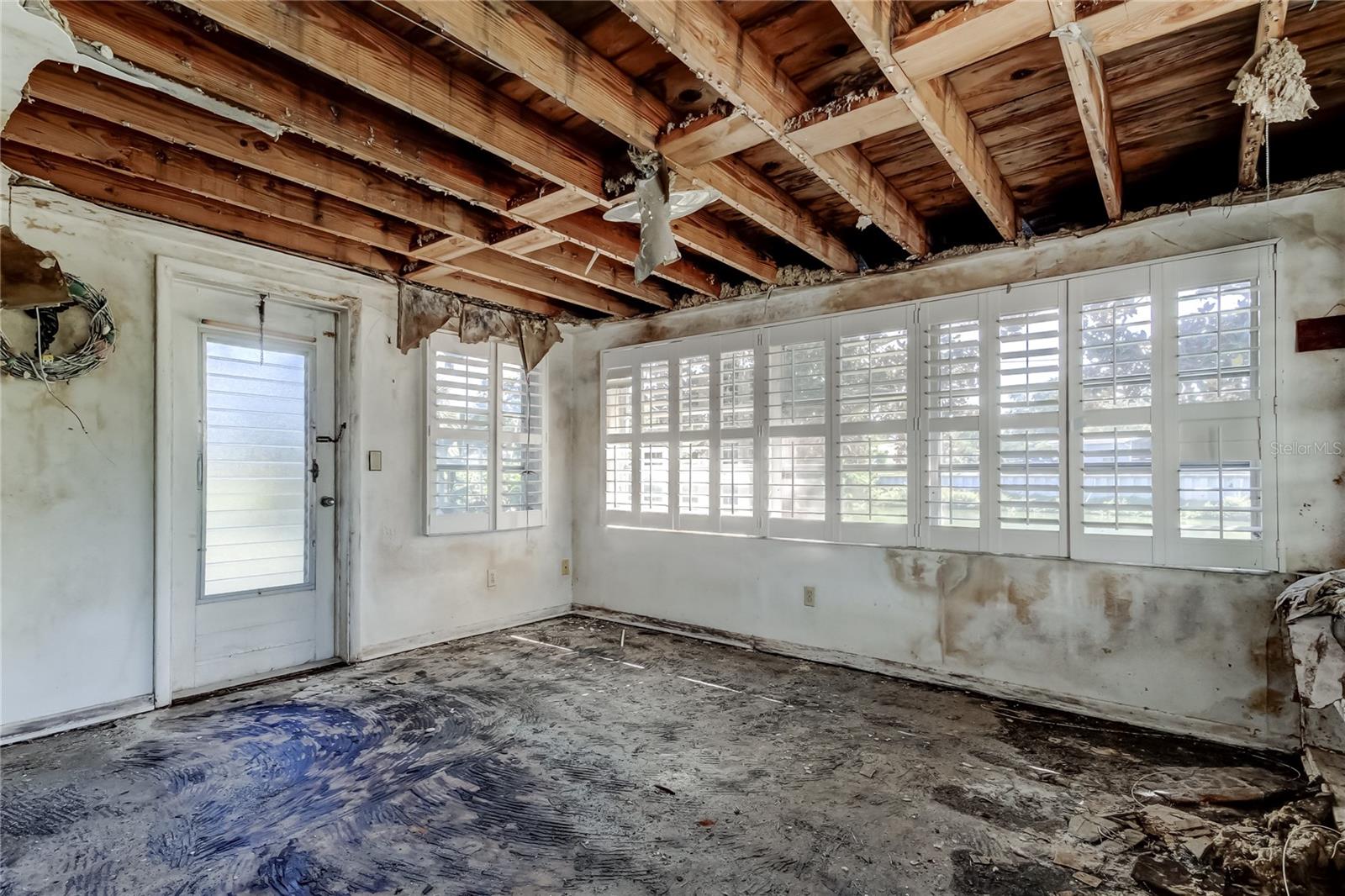 2364 6TH AVE SW, LARGO, FL, 33770