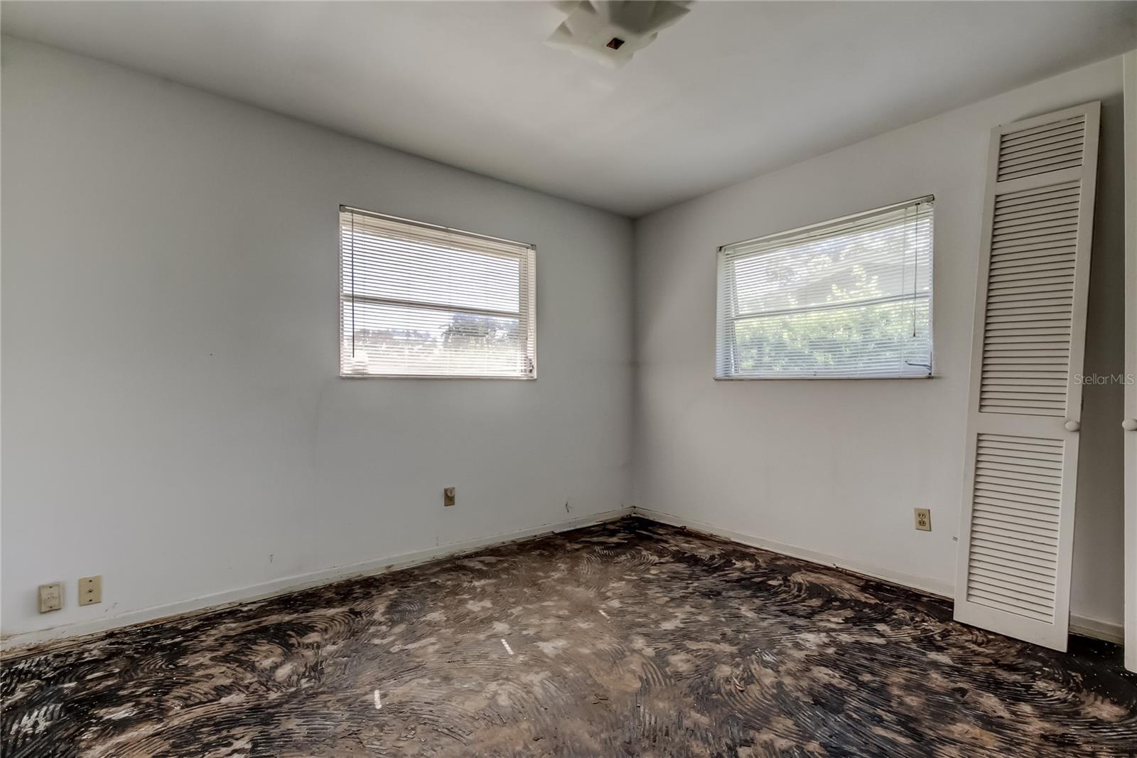 2364 6TH AVE SW, LARGO, FL, 33770