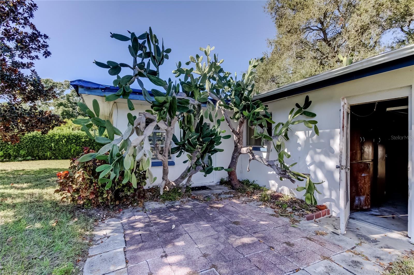 2364 6TH AVE SW, LARGO, FL, 33770