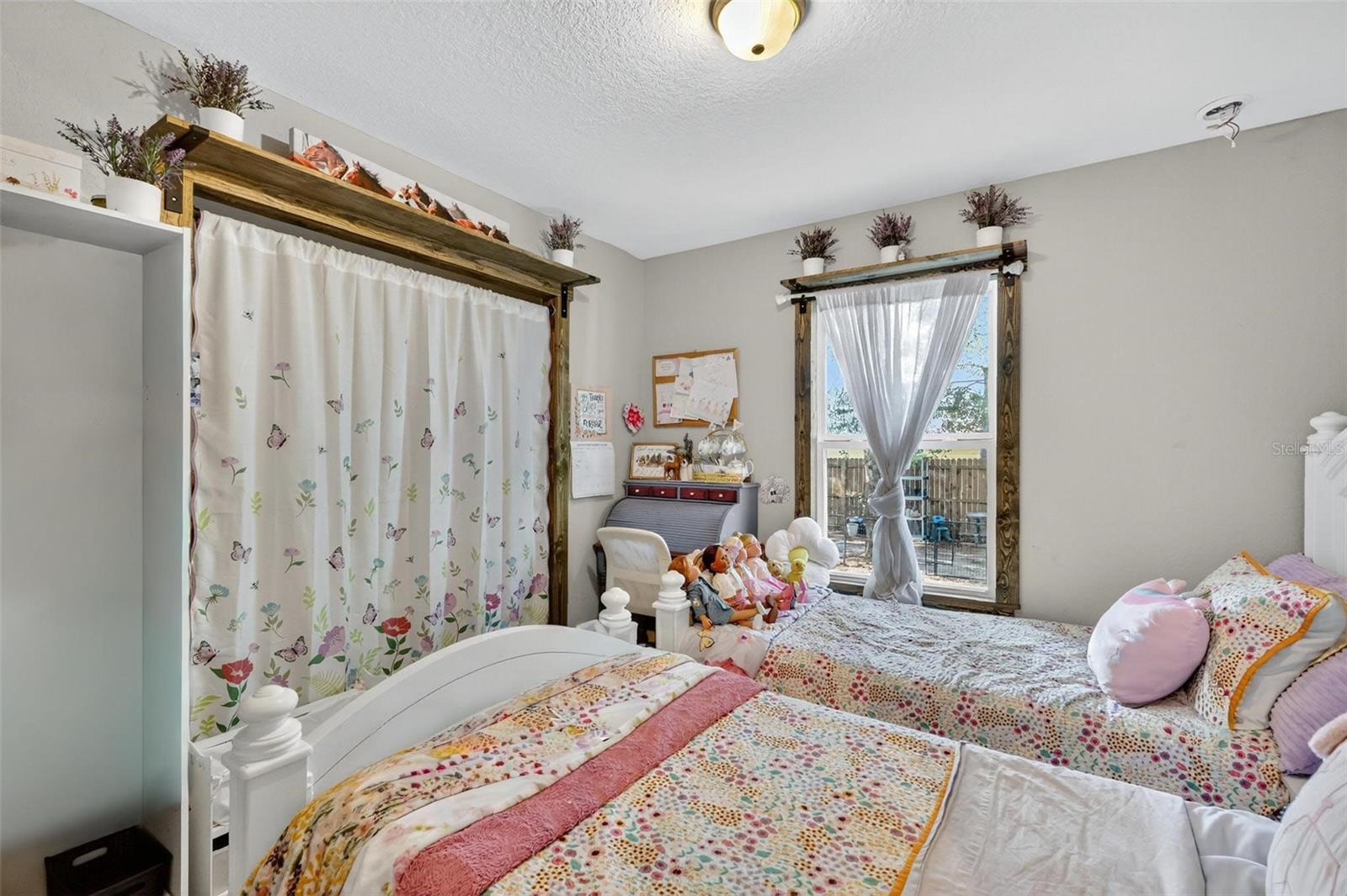 13 BAY COURT RUN, OCKLAWAHA, FL, 32179