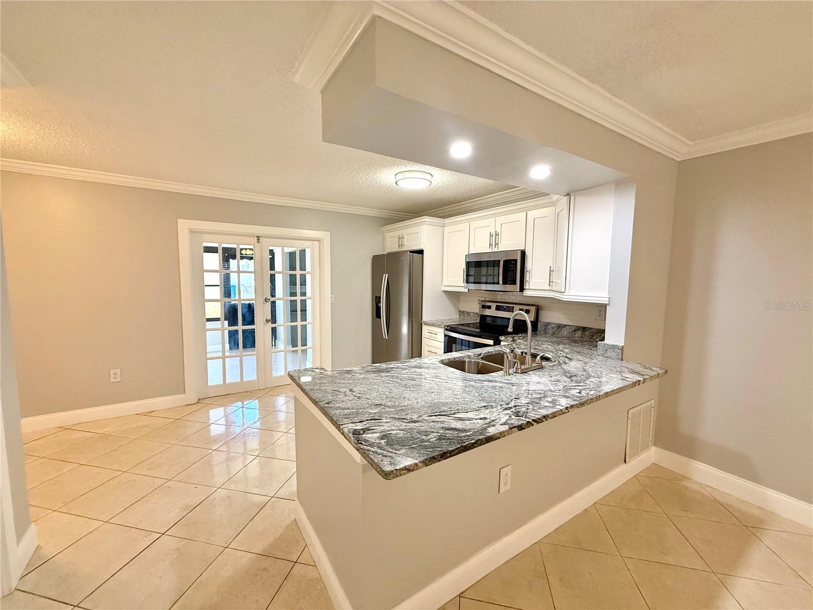 11913 CYPRESS HILL CIR, TAMPA, FL, 33626