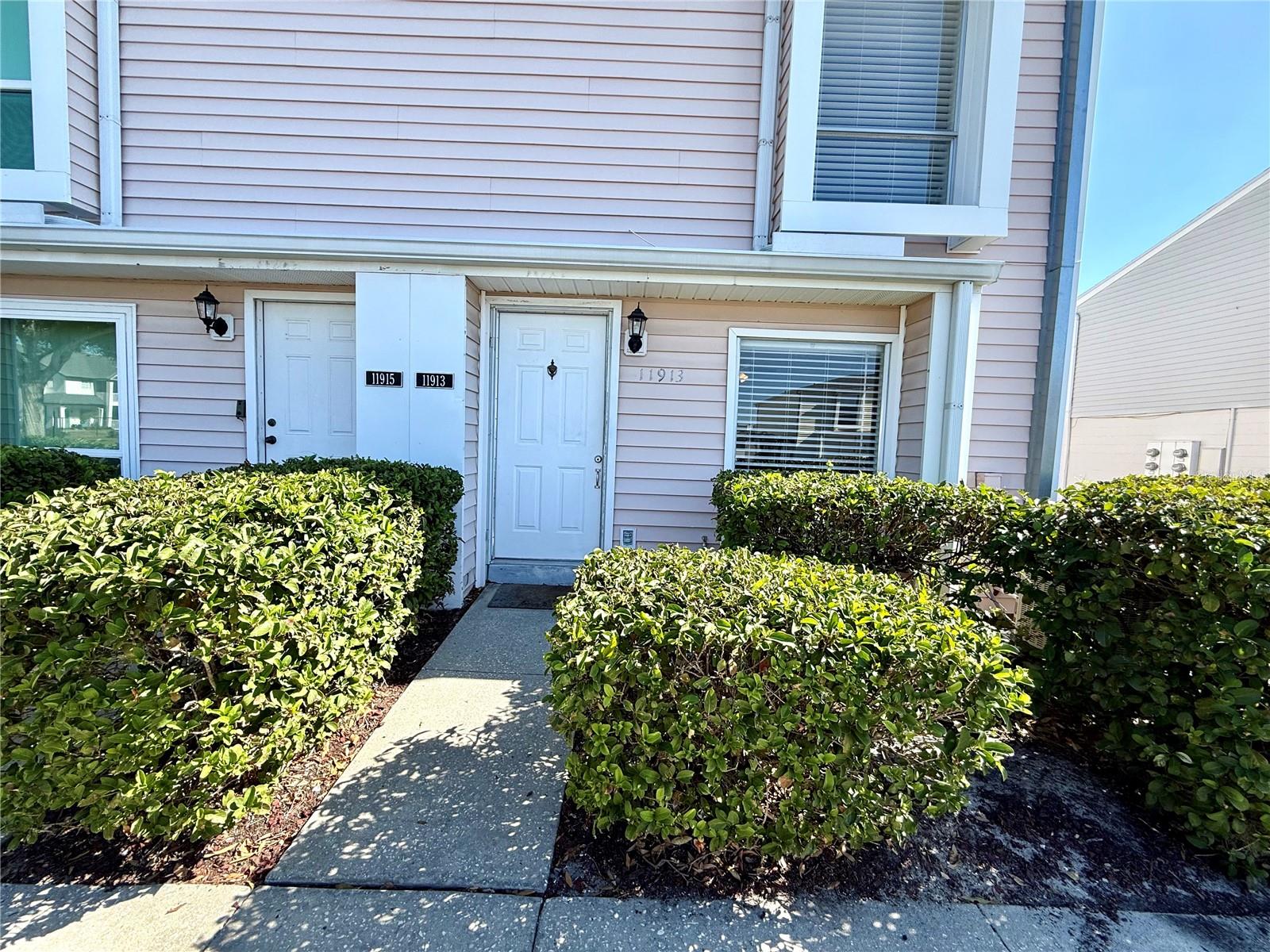 11913 CYPRESS HILL CIR, TAMPA, FL, 33626