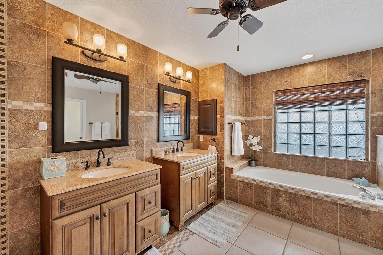 11 AMBERJACK TER, PLACIDA, FL, 33946