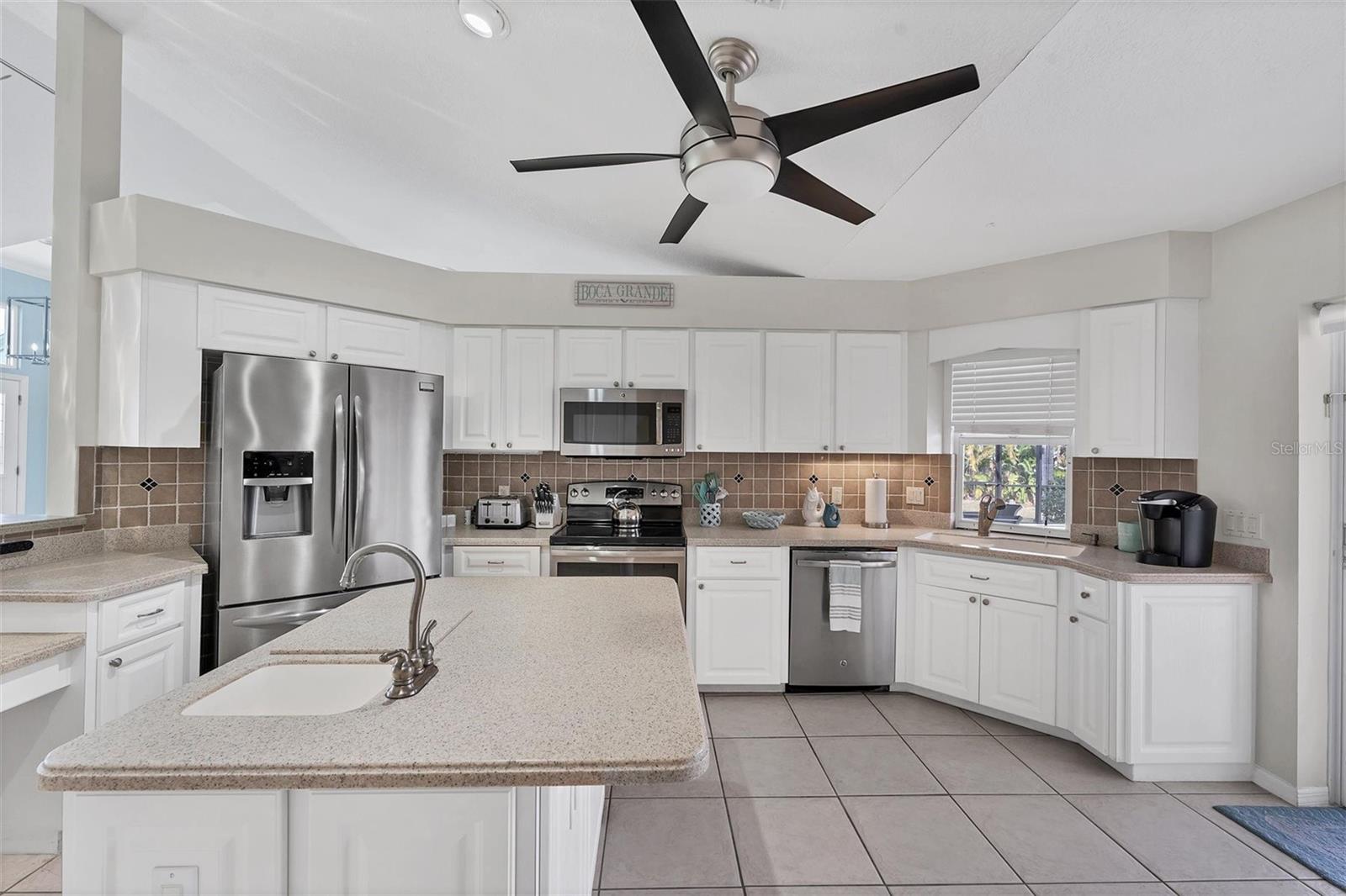 11 AMBERJACK TER, PLACIDA, FL, 33946