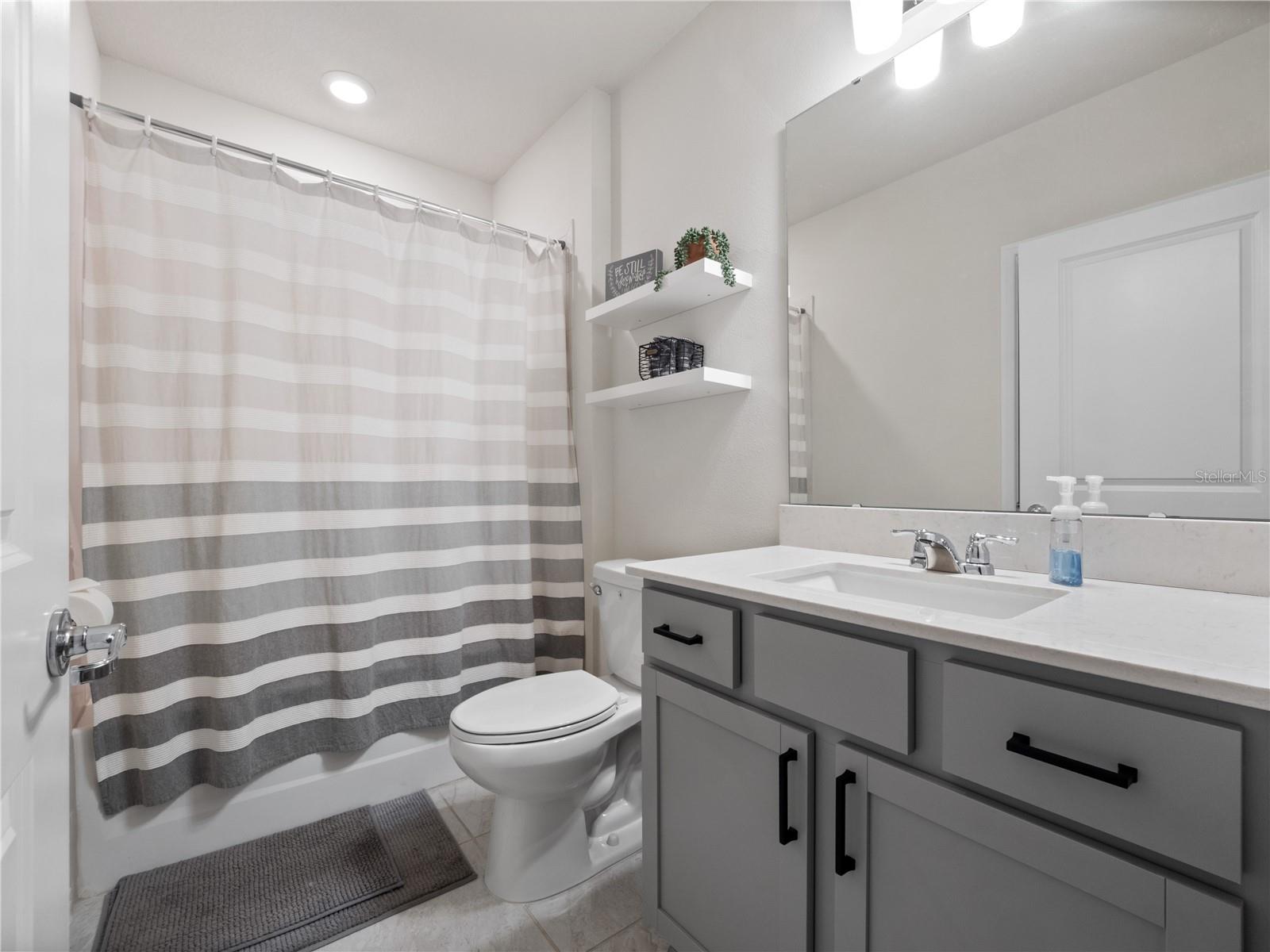 2106 CHARMING AVE, DAVENPORT, FL, 33896