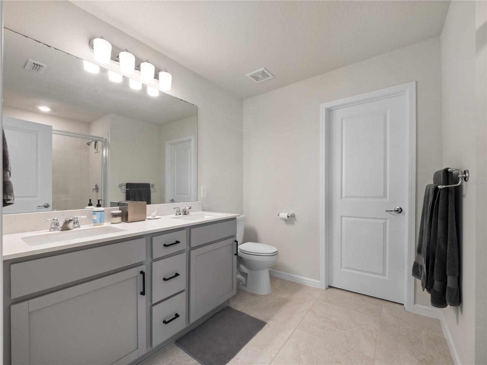 2106 CHARMING AVE, DAVENPORT, FL, 33896