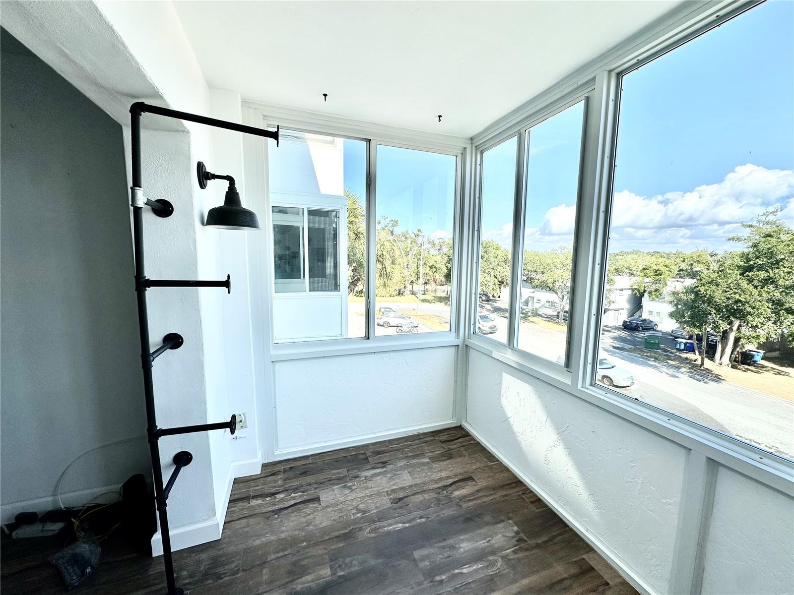 100 WAVERLY WAY #303, CLEARWATER, FL, 33756