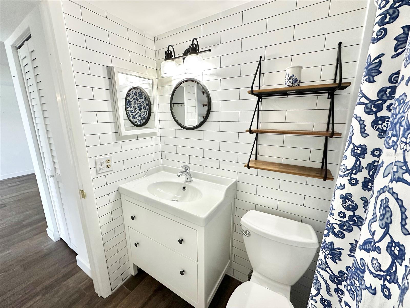 100 WAVERLY WAY #303, CLEARWATER, FL, 33756