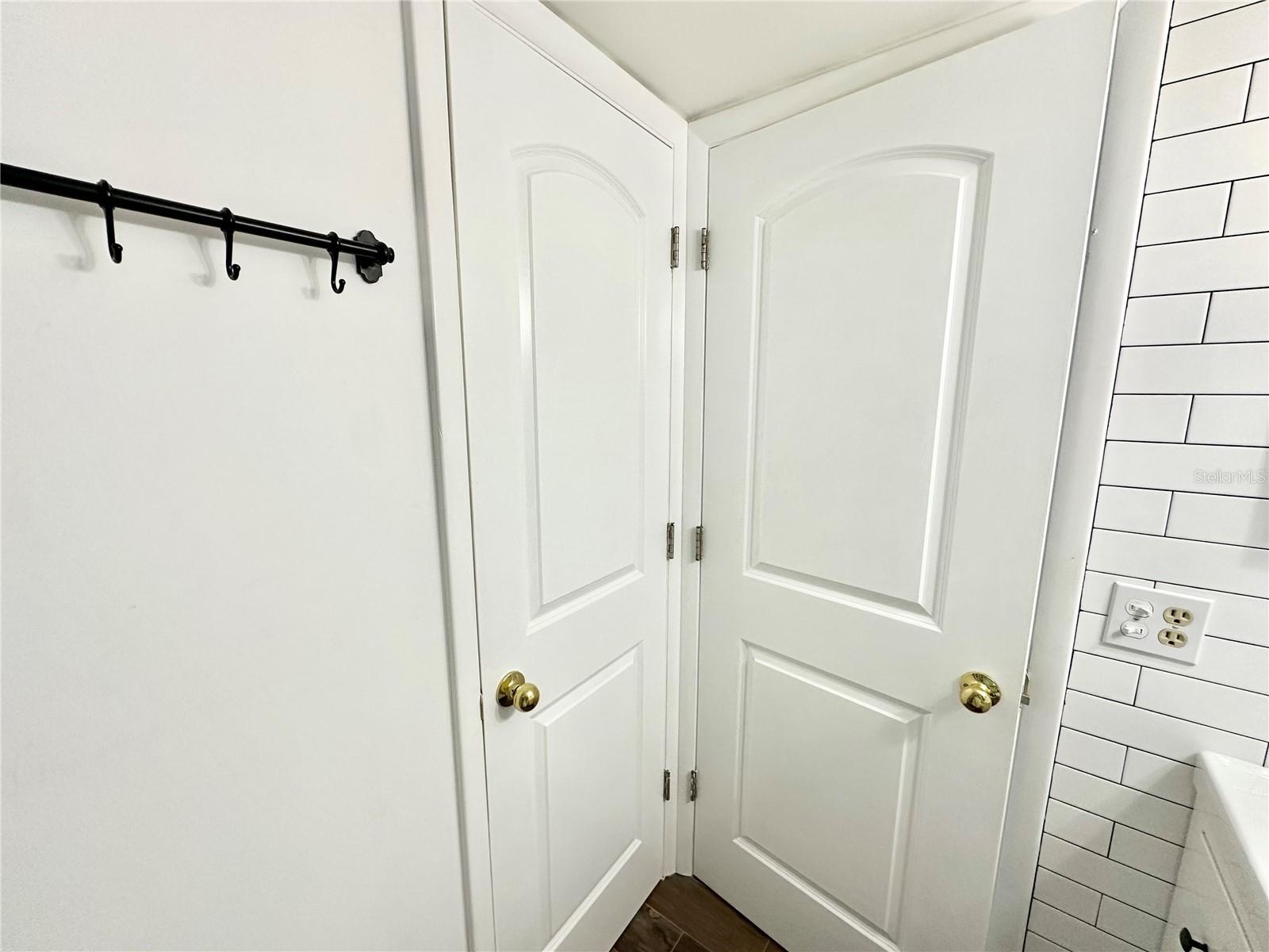 100 WAVERLY WAY #303, CLEARWATER, FL, 33756