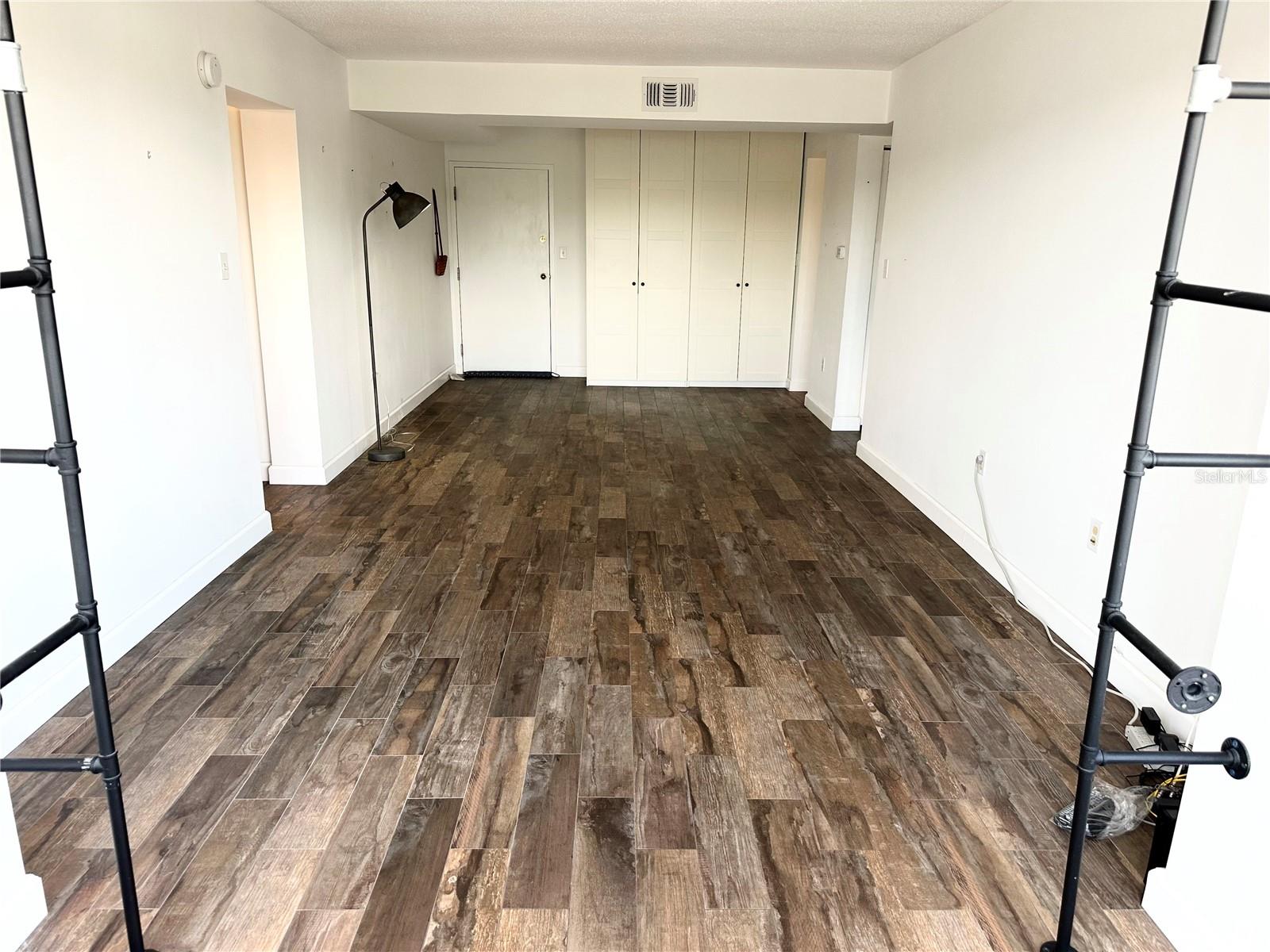 100 WAVERLY WAY #303, CLEARWATER, FL, 33756