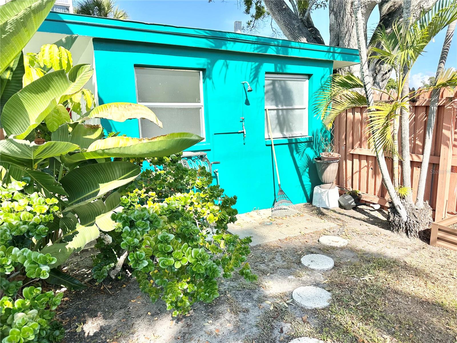 100 WAVERLY WAY #303, CLEARWATER, FL, 33756