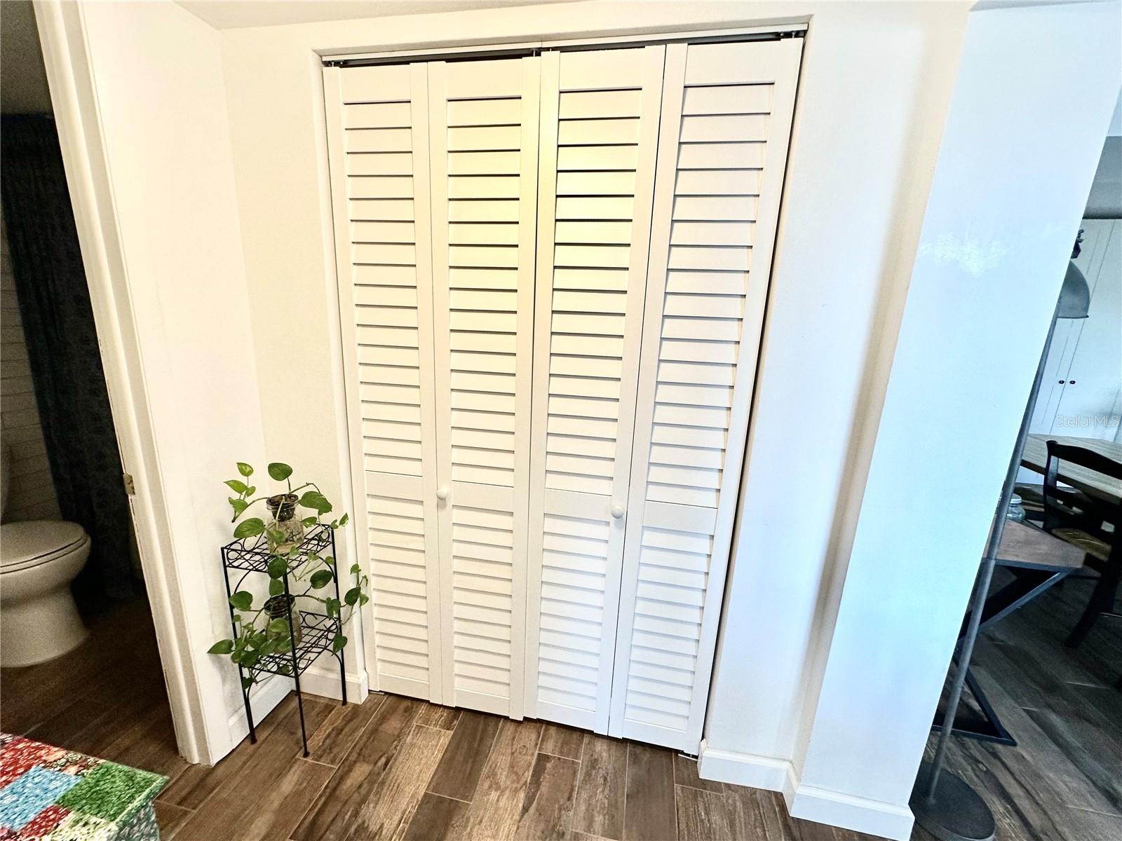 100 WAVERLY WAY #303, CLEARWATER, FL, 33756