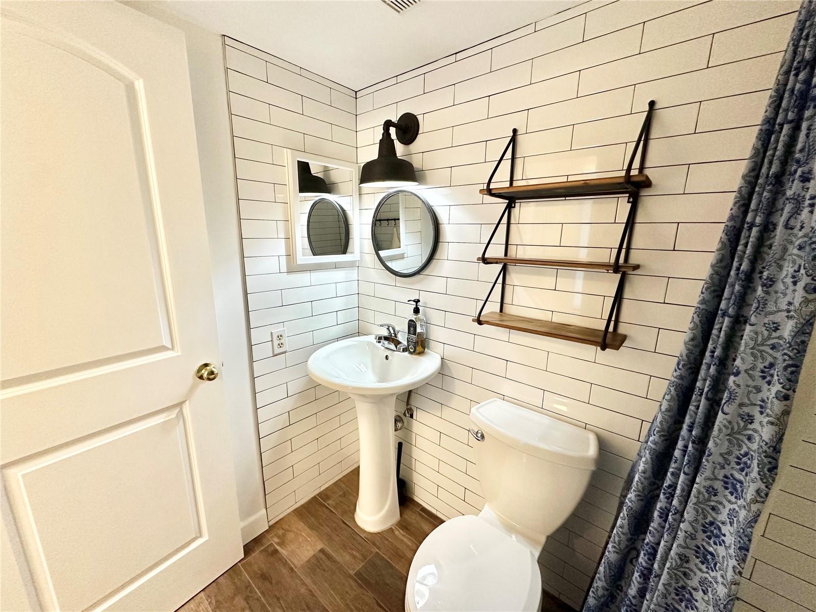 100 WAVERLY WAY #303, CLEARWATER, FL, 33756