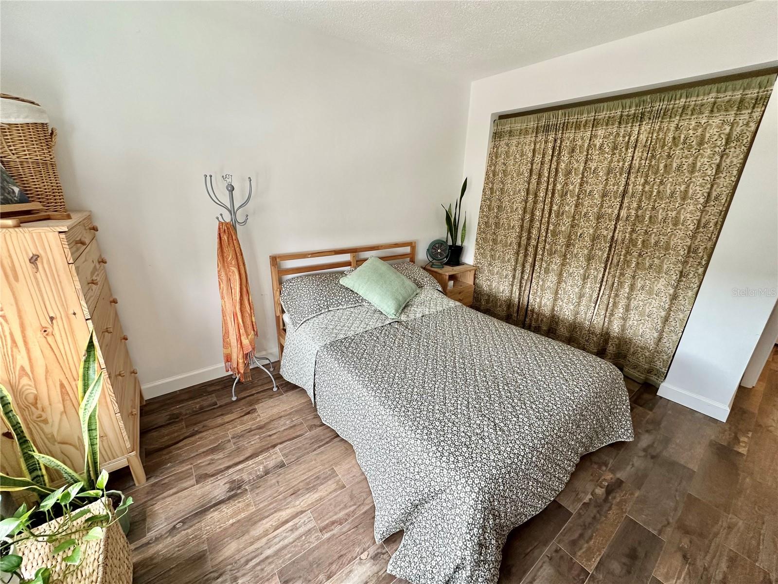 100 WAVERLY WAY #303, CLEARWATER, FL, 33756