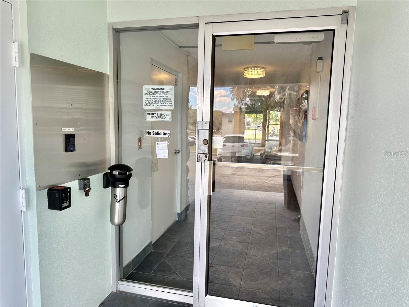 100 WAVERLY WAY #303, CLEARWATER, FL, 33756