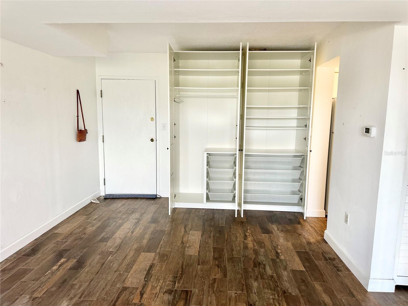 100 WAVERLY WAY #303, CLEARWATER, FL, 33756