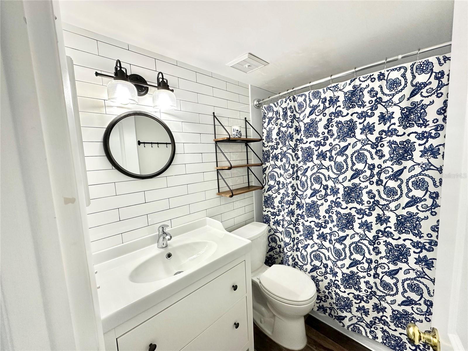 100 WAVERLY WAY #303, CLEARWATER, FL, 33756