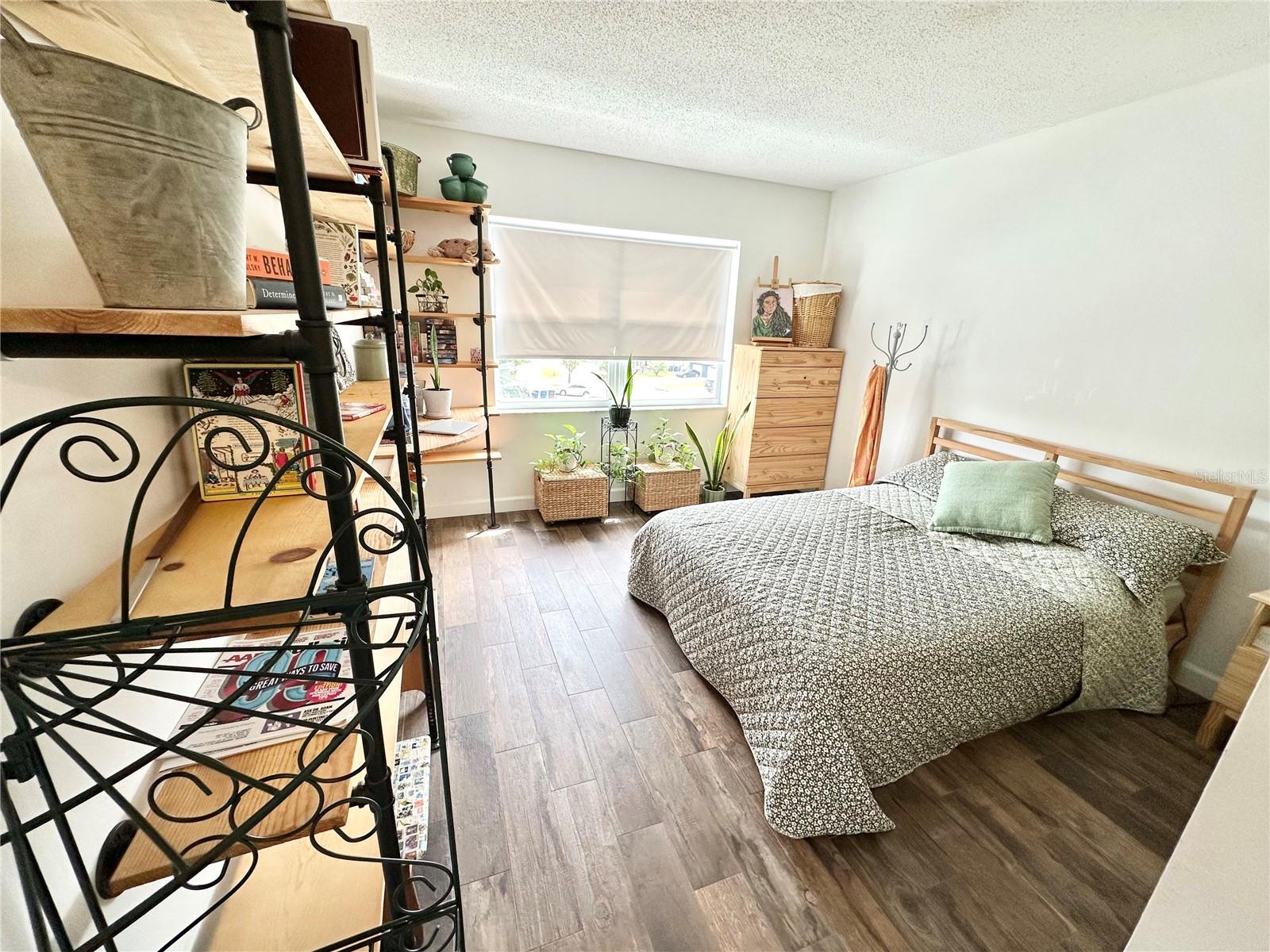 100 WAVERLY WAY #303, CLEARWATER, FL, 33756