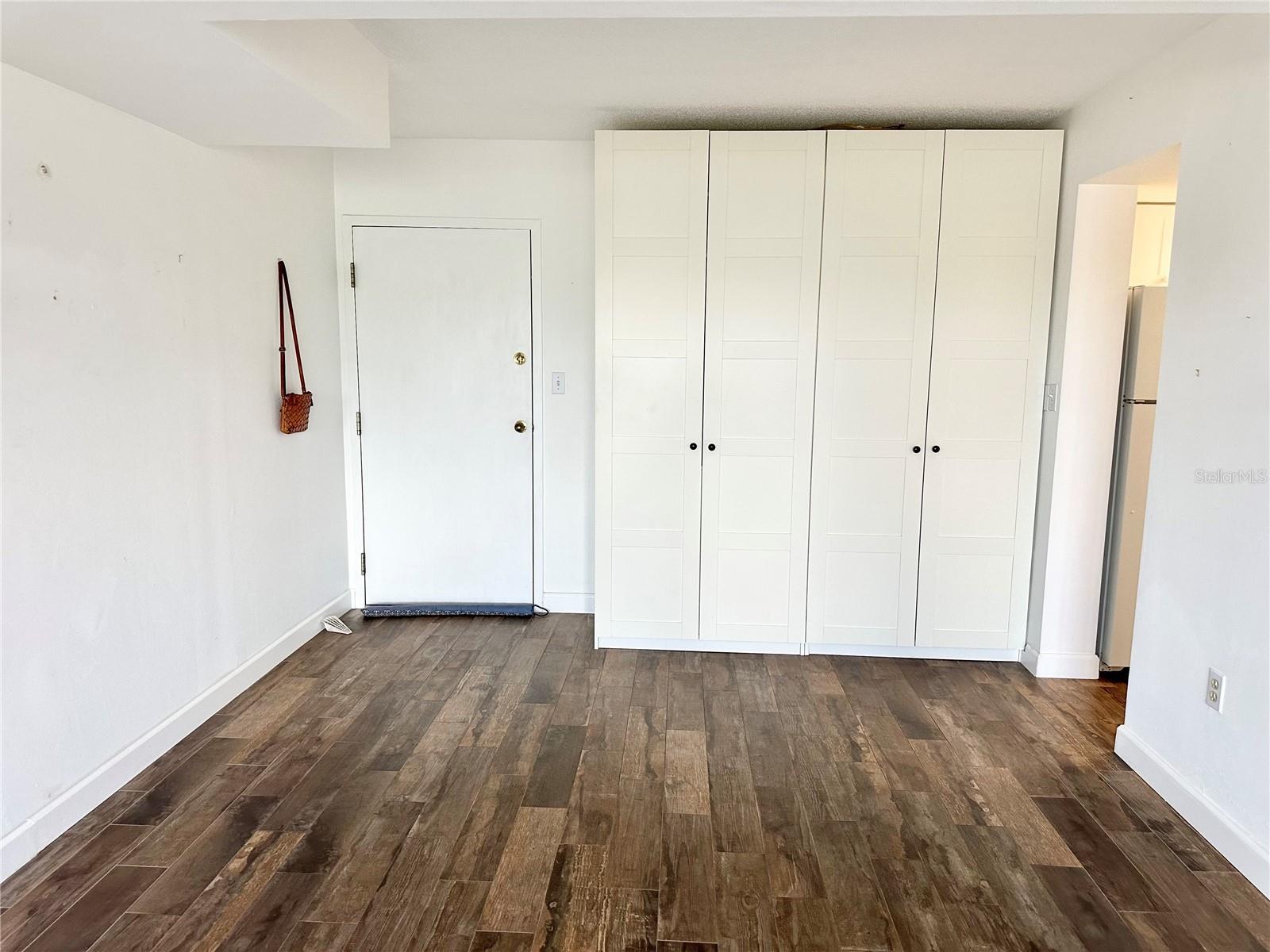 100 WAVERLY WAY #303, CLEARWATER, FL, 33756