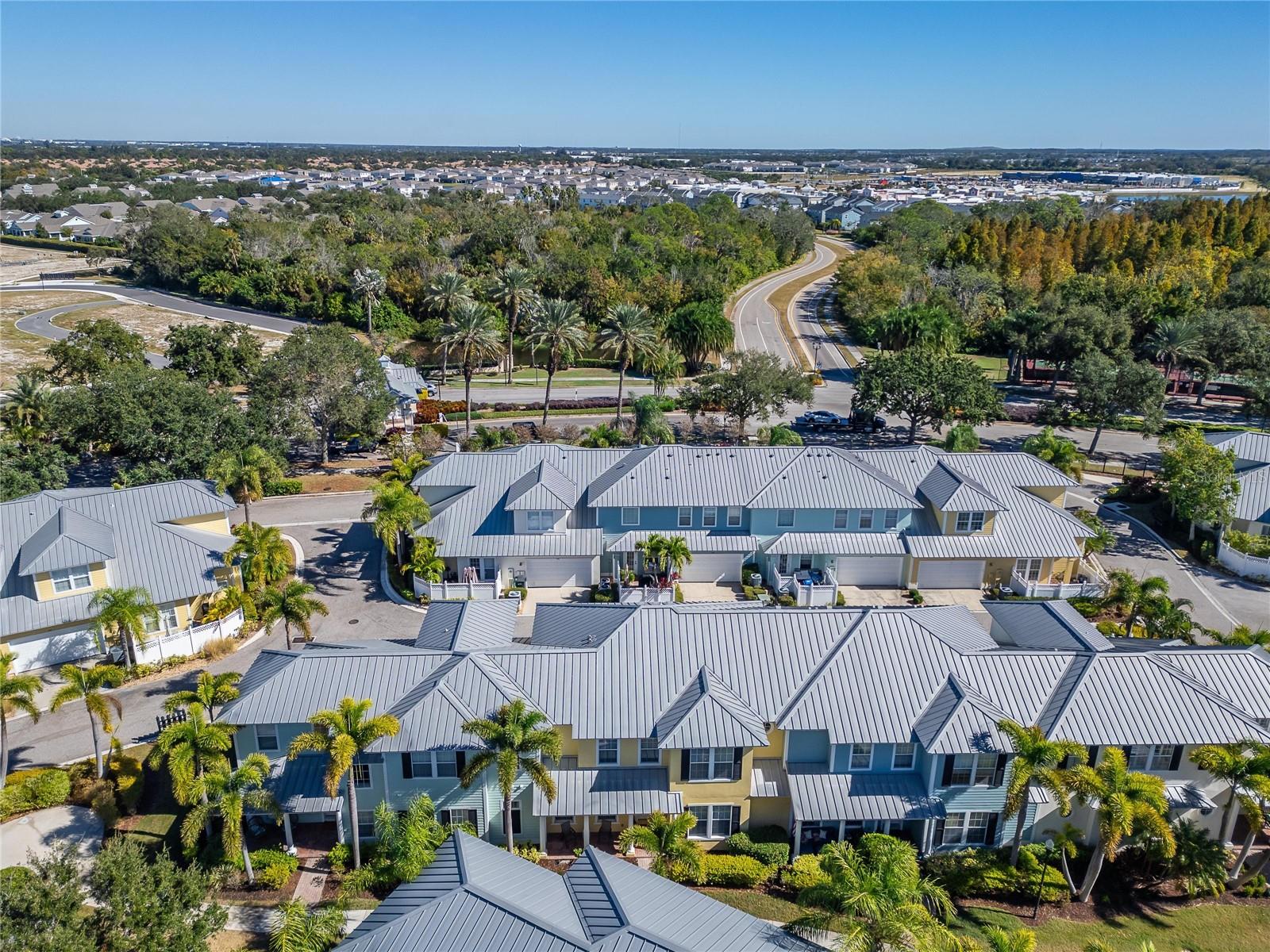 114 ABERDEEN POND DR, APOLLO BEACH, FL, 33572